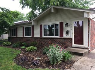 8884 Briarwood Dr, Plymouth, MI