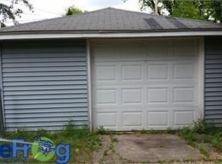 1210 W 5th Ave, Oshkosh, WI 54902