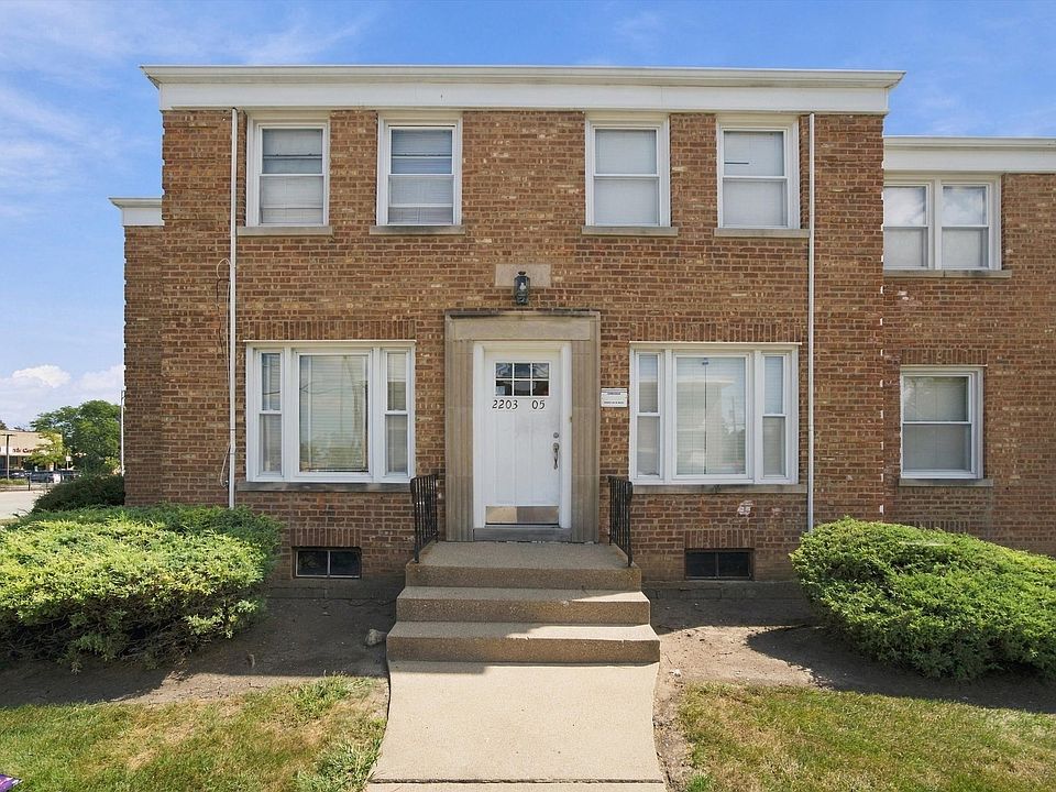 1st image of 2203 S 13th Ave APT 11A