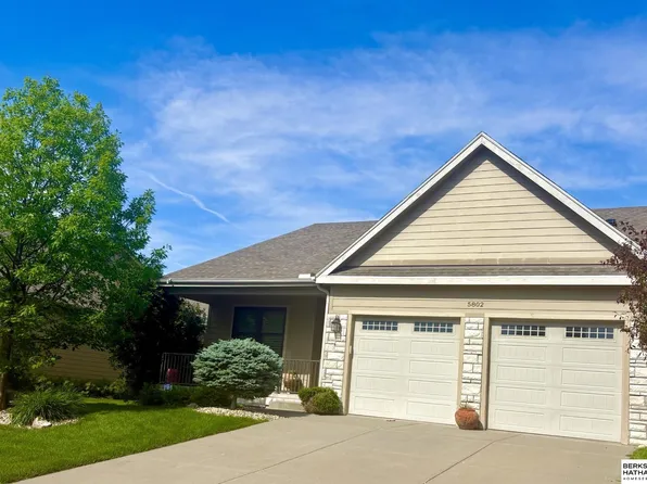5802 N 158th St, Omaha, NE 68116