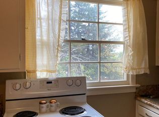 397 Terrace St, Ashland, OR 97520