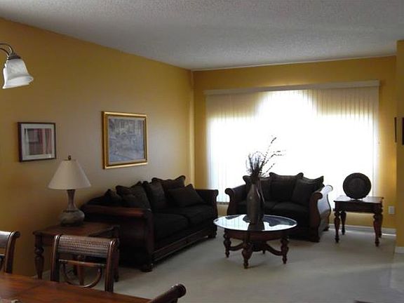 4th image of 14520 Lisalynne Ct