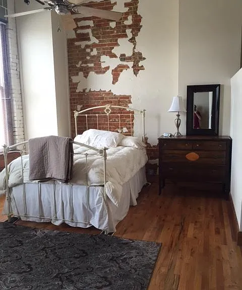 223 E Commercial St #203 — Photo 5