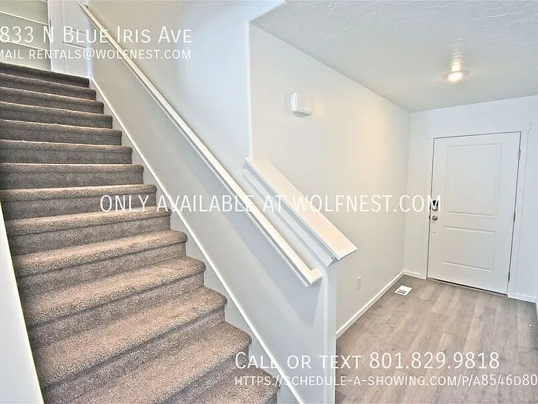 1833 N Blue Iris Ave — Photo 3