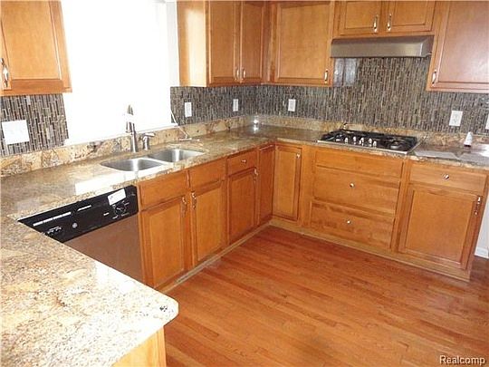 5th image of 6468 Sadie Ln #159