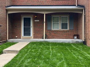 6842 Dina Leigh Ct, Springfield, VA 22153