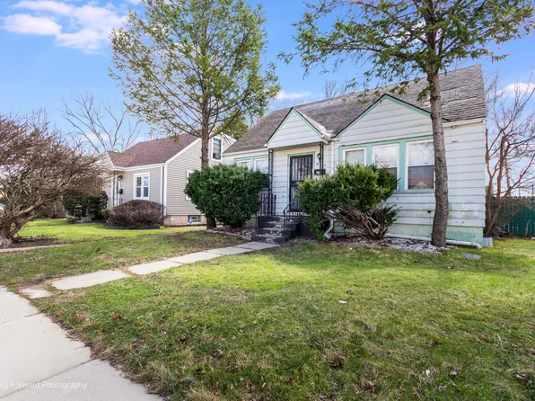 201 E 143rd St, Dolton, IL 60419