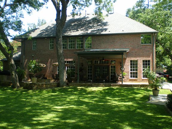 5th image of 2670 Farmers Branch Ln