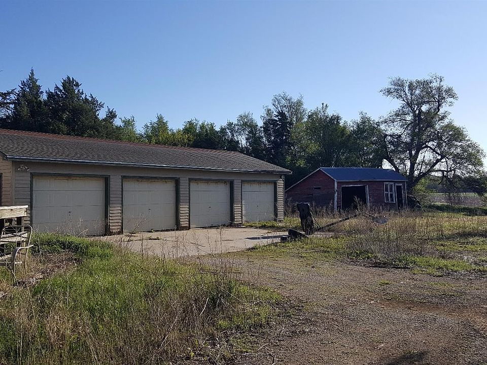 2nd image of 1291 N 200th Rd