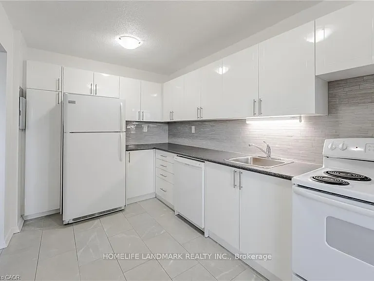 770 Hager Ave #401 — Photo 4