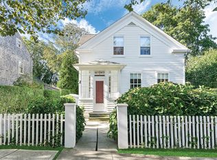 21 Burke St, Sag Harbor, NY 11963