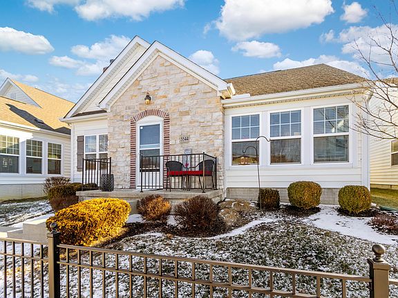2nd image of 5544 Knollbrook Dr #3
