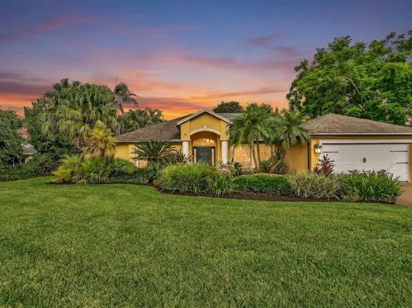 1918 SW BELLEVUE Avenue, Port St Lucie, FL 34953