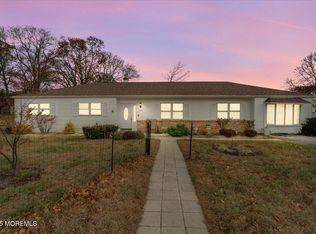 8 Knox Blvd, Neptune, NJ