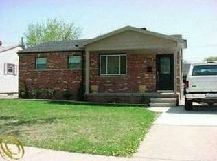 7405 Katherine St, Taylor, MI