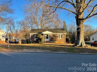 825 Hamrick St, Shelby, NC 28152