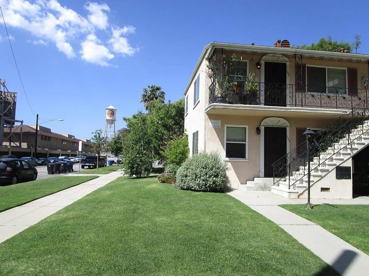 Building Photo - 153 S Avon St #153