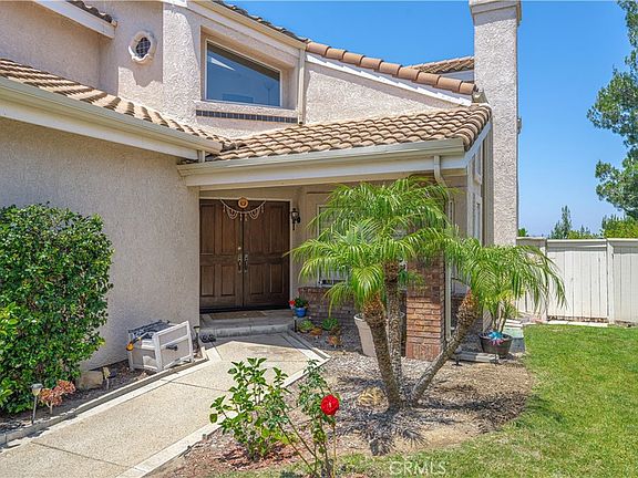 4th image of 1011 S Mountcrest Ct
