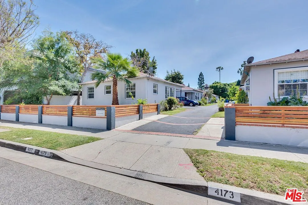 2 bed, 1.0 bath, 800 sqft, $4,750 — Photo 1