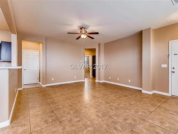 5th image of 1092 Aspen Cliff Dr