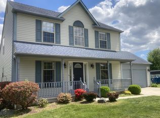 16 Regal Ct, Bear, DE 19701