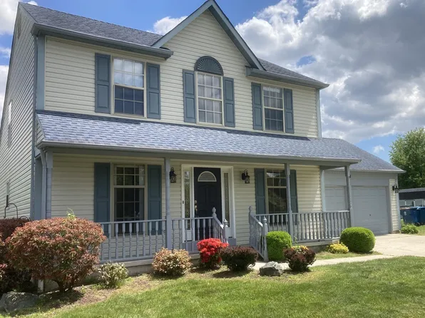 16 Regal Ct, Bear, DE 19701