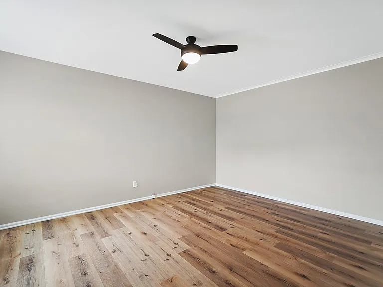 1211 Far Hills Ave #211 — Photo 12