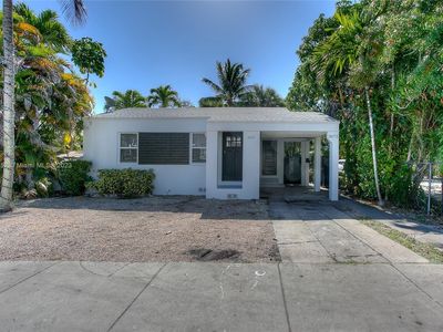3670 SW 26th St, Miami, FL, 33133
