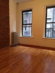 Rented by Warren T Real Estate Corp.