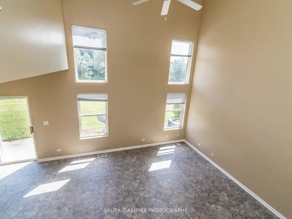 454 Landmark Ave, Yorkville, IL 60560