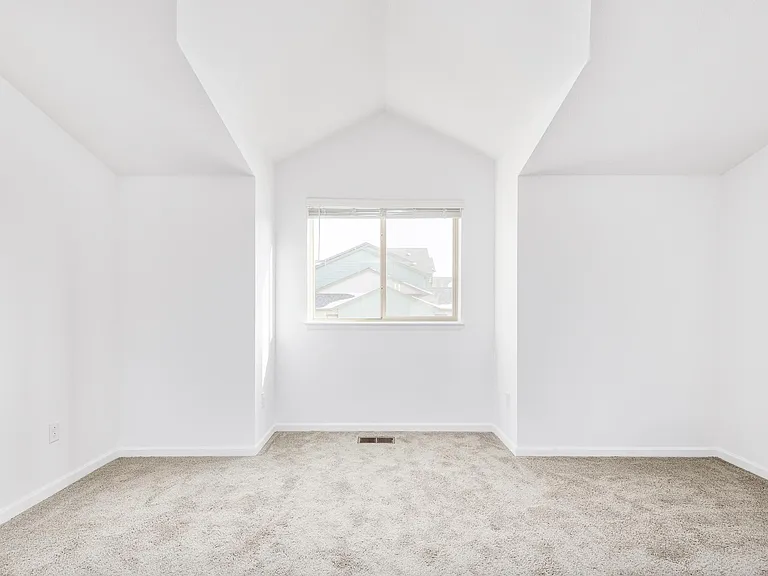 Peak at Painted Ridge — Photo 21