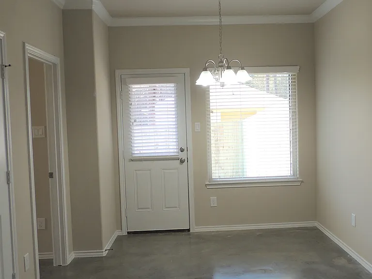 103 Summer Pl — Photo 8