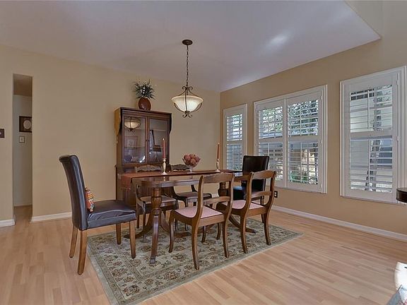 5th image of 13120 Greengage Ln