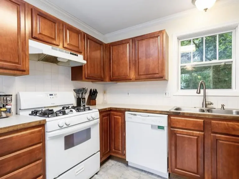 104 Mashburn Pl — Photo 13