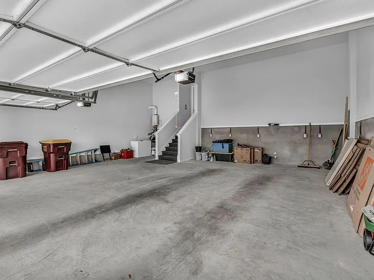 7641 Alouette Dr — Photo 35