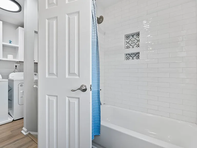 1008 Anne St — Photo 25
