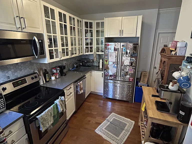335 W Girard Ave #2 — Photo 2