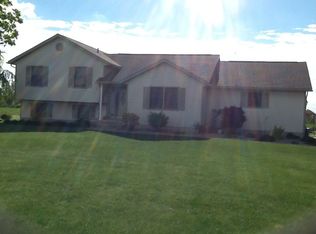 3559 Walnut Rd, Willard, OH 44890