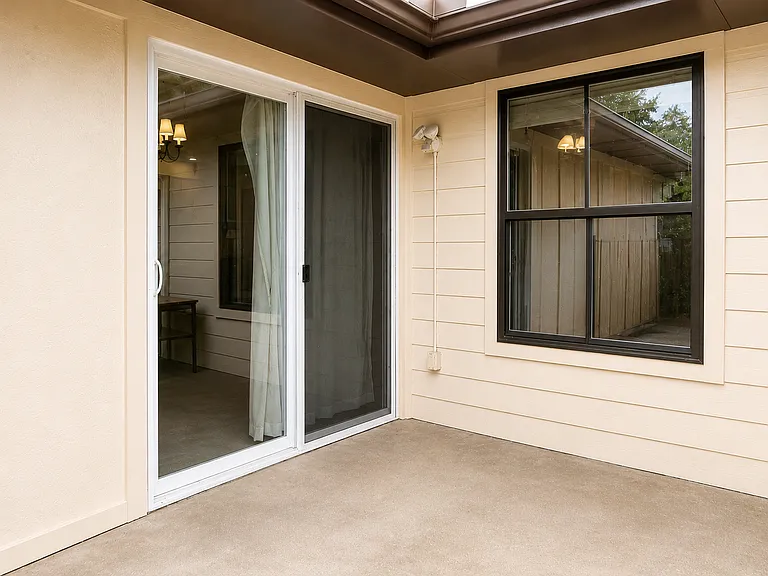 126 Hollyhill Ln #126 — Photo 34