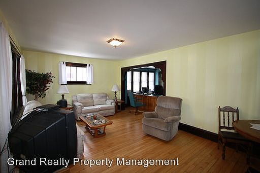 1st image of 963 James Ave