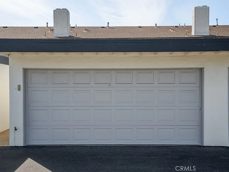 1088 Buckingham Ln — Photo 34