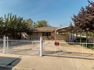 808 S Williams St, Bakersfield, CA