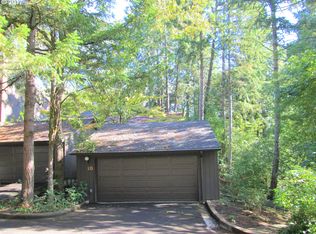 170 Brookside Dr, Eugene, OR 97405