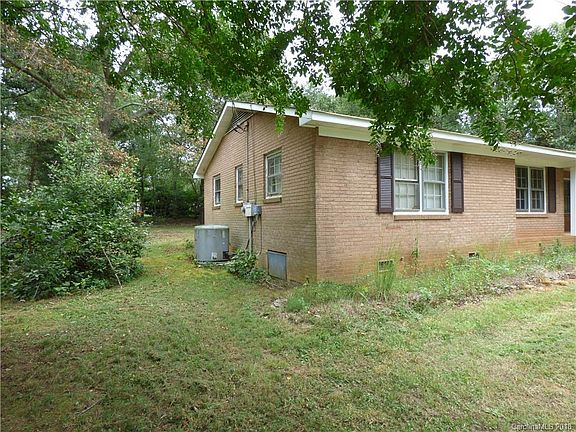 5th image of 3963 Countryside Ln #10-11
