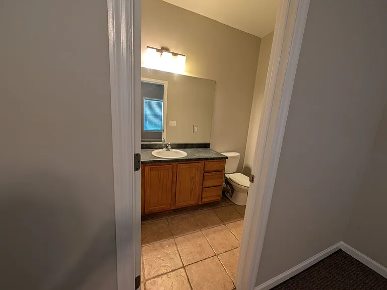 807 Harvard Dr — Photo 12