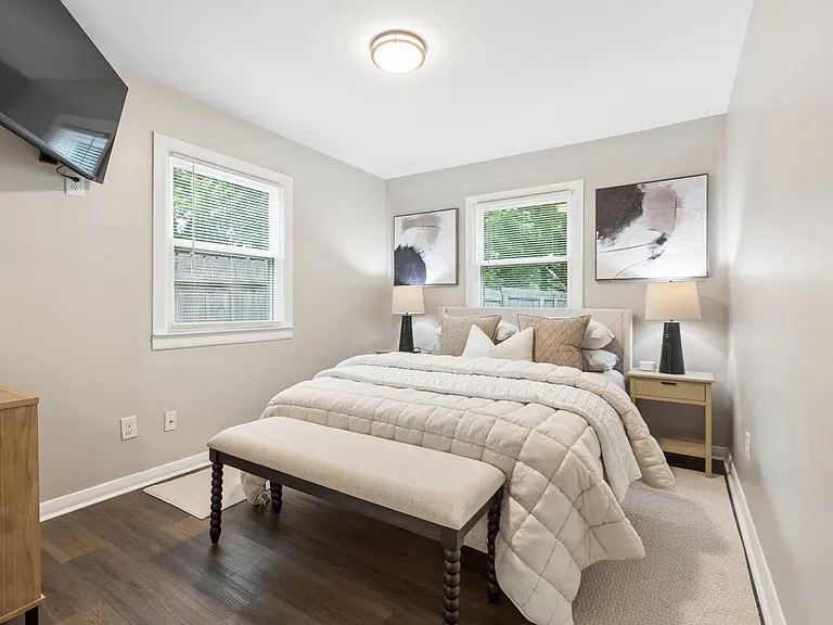 1453 Oakcrest Dr — Photo 34