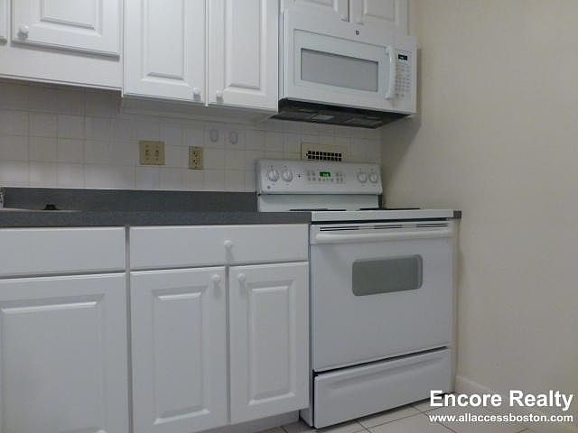1st image of 102 Monmouth St #407