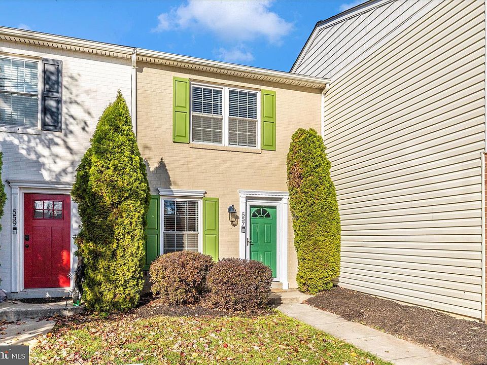 1st image of 557 Lancaster Pl