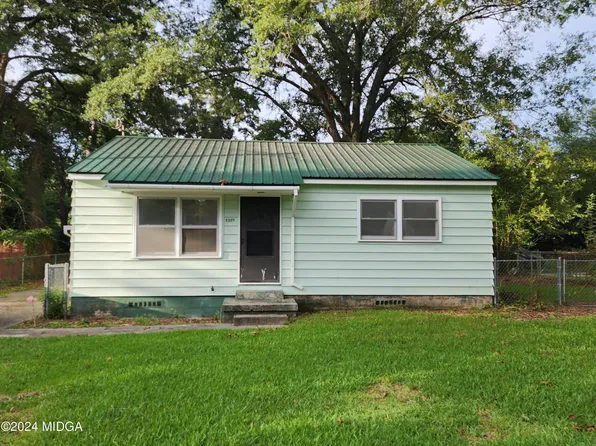 1319 Laura Ave, Warner Robins, GA 31088