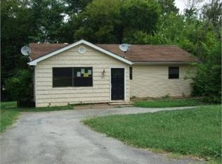 415 Borghild Dr, Maryville, TN 37801